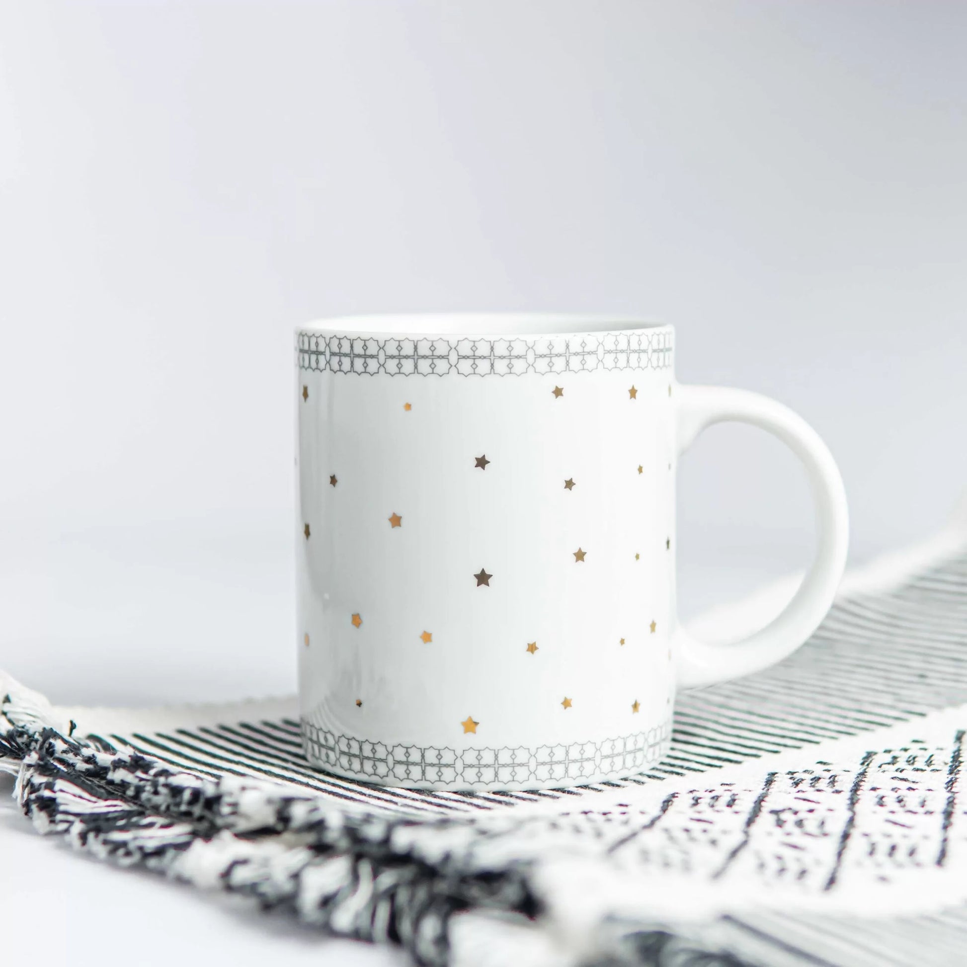 Ramadan Mubarak Calligraphy Themed Mug V-1 image 1